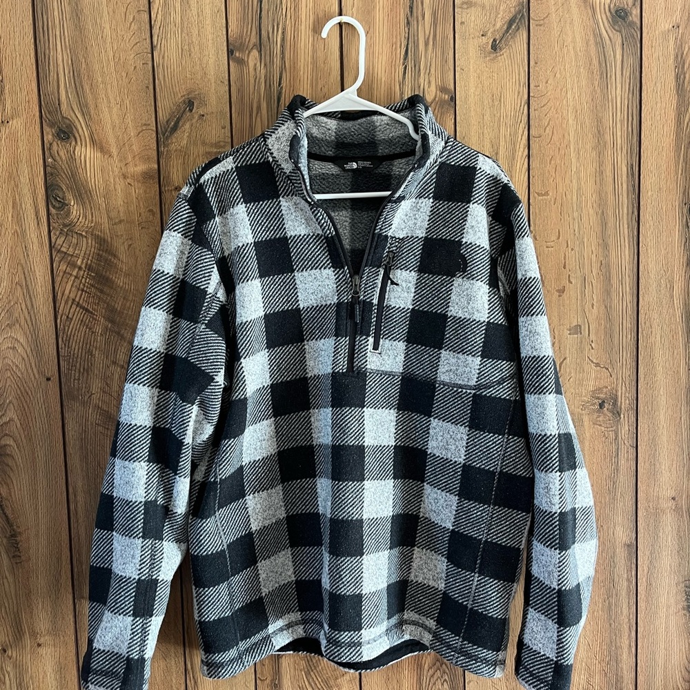 Men’s The North Face 1/4 zip sweater